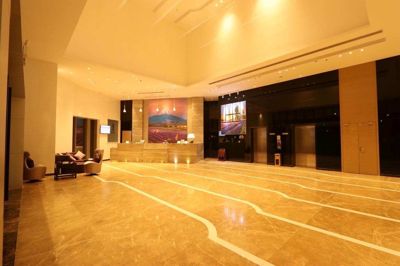Lavande Hotel Foshan Yiwu Commodities City Eksteriør billede