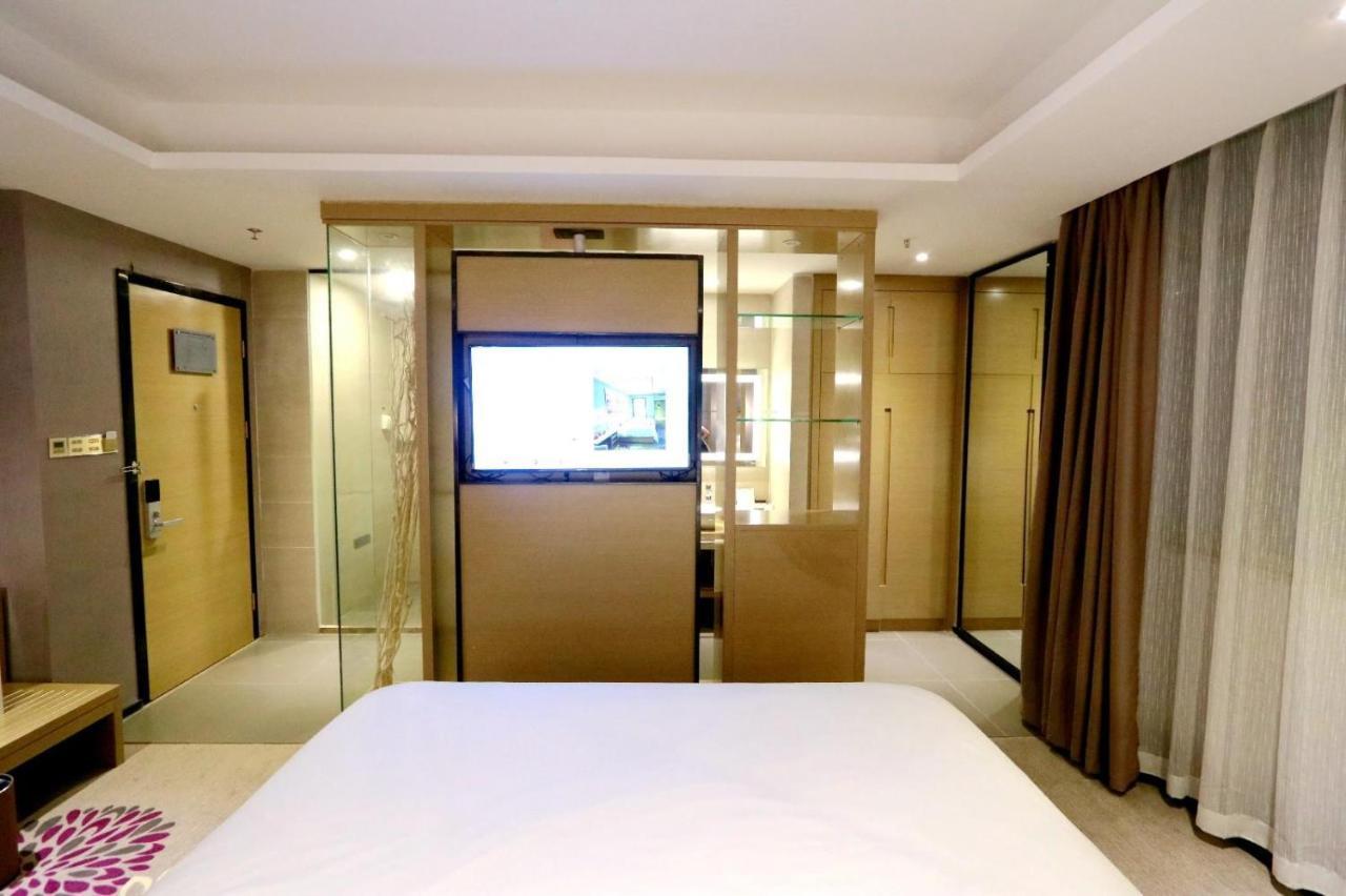 Lavande Hotel Foshan Yiwu Commodities City Eksteriør billede